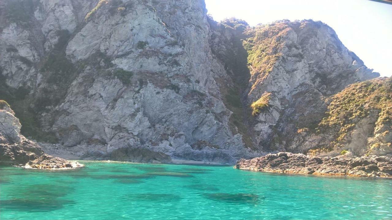 Acquarium Tropea Bed & Breakfast ภายนอก รูปภาพ